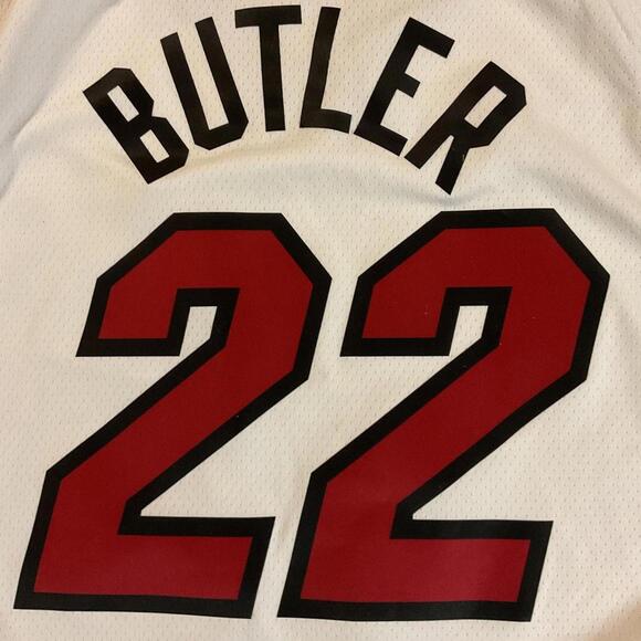 Butler Miami Heat #22 Swingman Jersey XXL NWT Association Edition - Picture 2 of 6